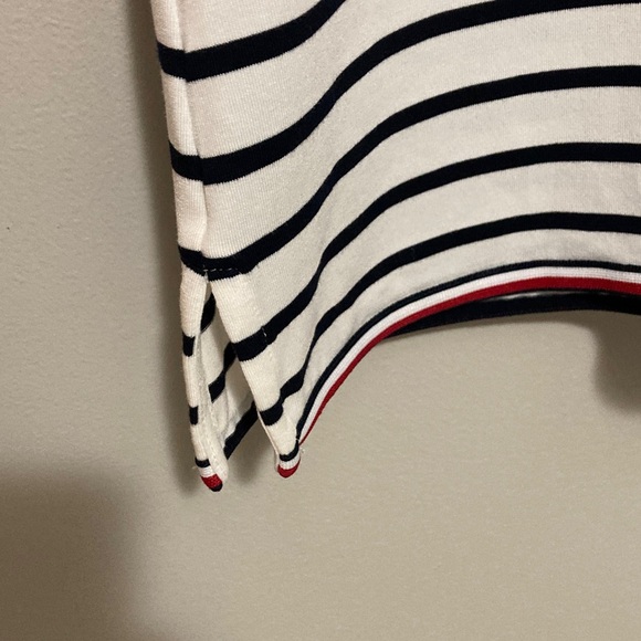 Tommy Hilfiger Women's Striped V-Neck Tee with Red Accents, Size Medium - Picture 5 of 7